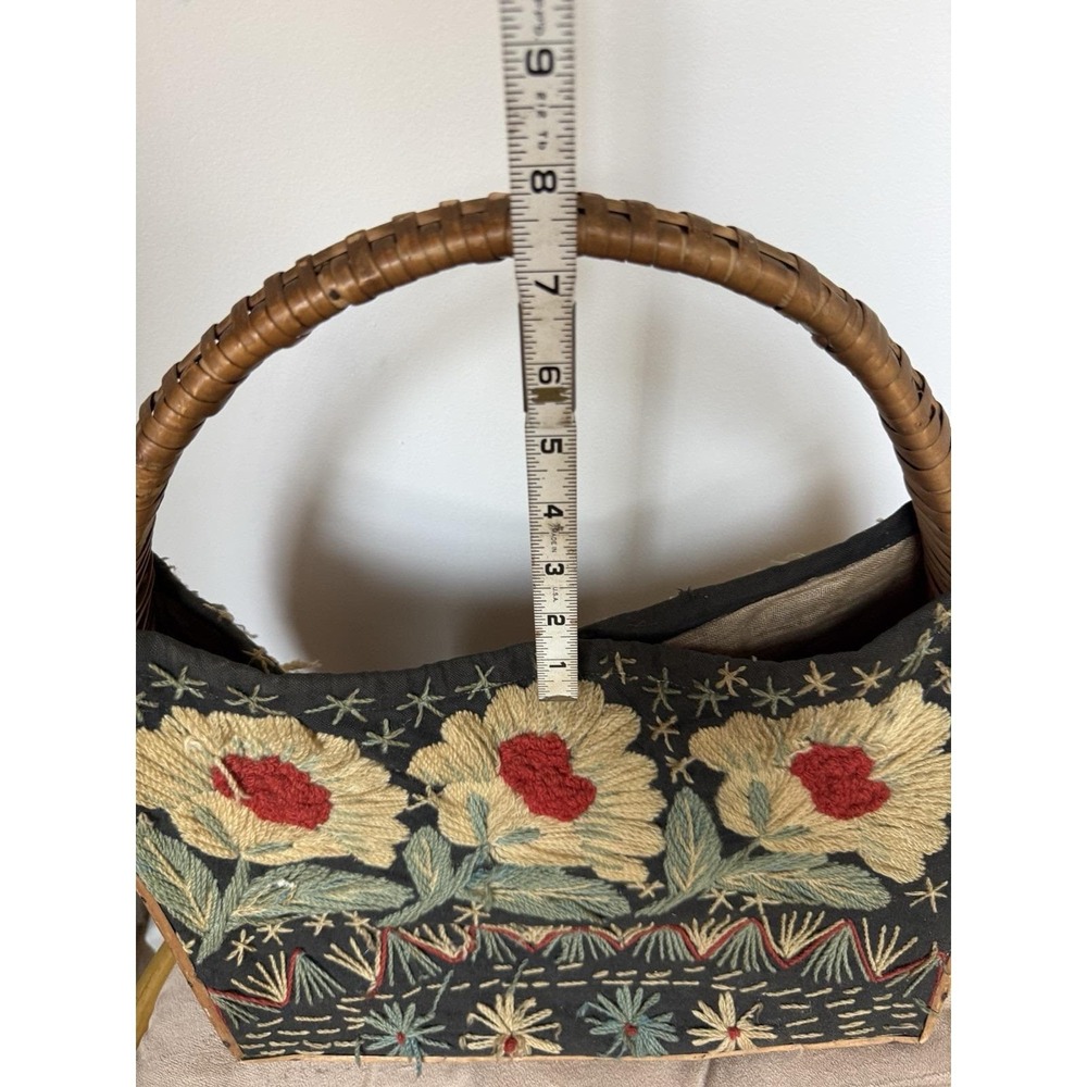 Portugal Embroidered Straw Basket Purse Woven Handle Floral Folk Art Boho VTG - Picture 13 of 15